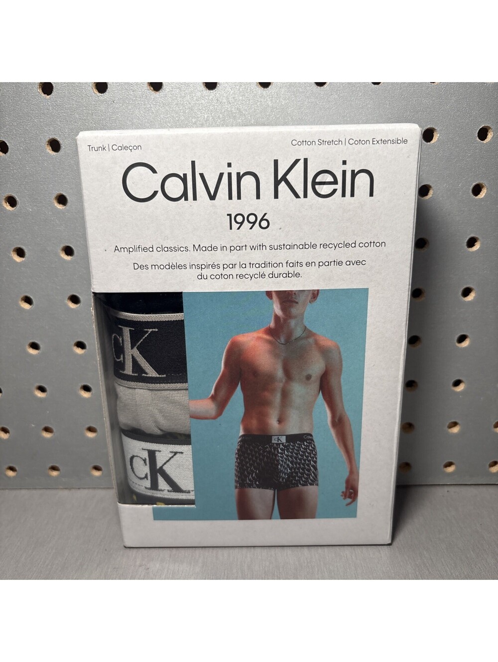 Calvin Klein Underwear Mens Trunk Small 1996 Cotton Stretch NB3528-917 (3 PACK)